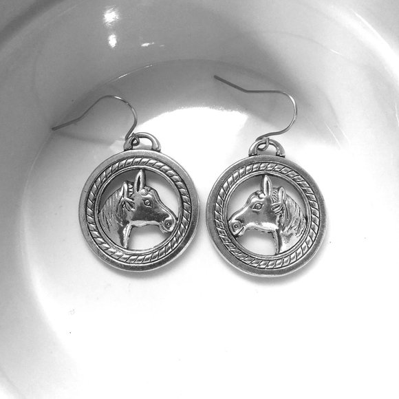 Miniature Round Horse Charm Earrings - Picture 3 of 3